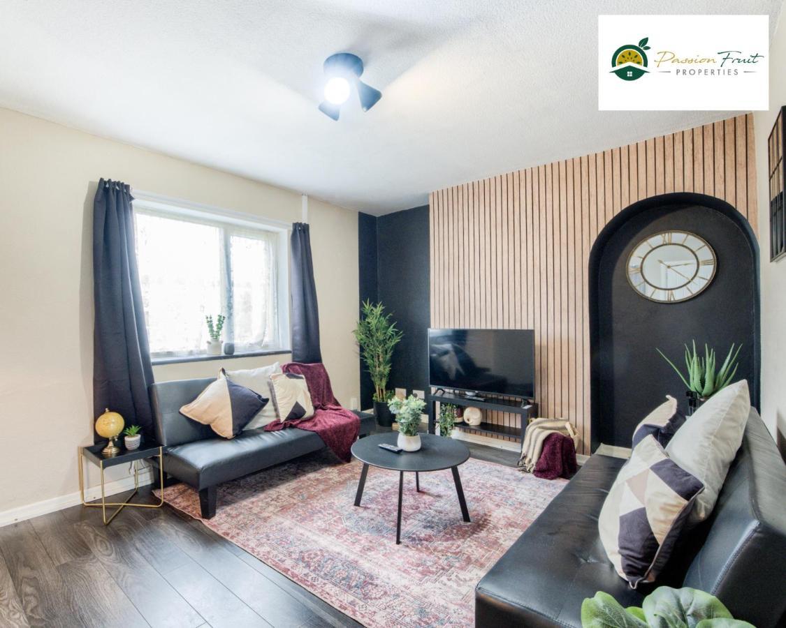 3 Bedroom House With 5 Beds House By Passionfruit Properties Near Coventry City Centre - Bcc المظهر الخارجي الصورة