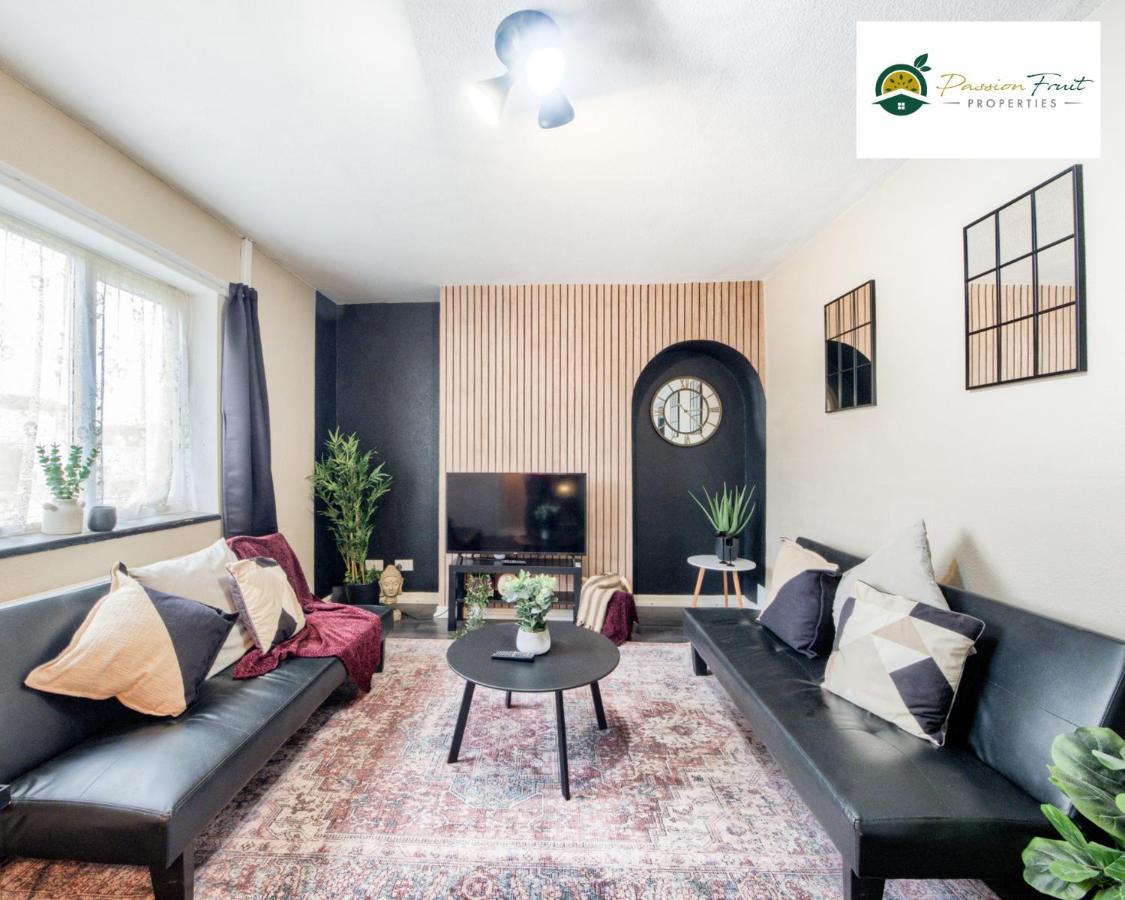 3 Bedroom House With 5 Beds House By Passionfruit Properties Near Coventry City Centre - Bcc المظهر الخارجي الصورة