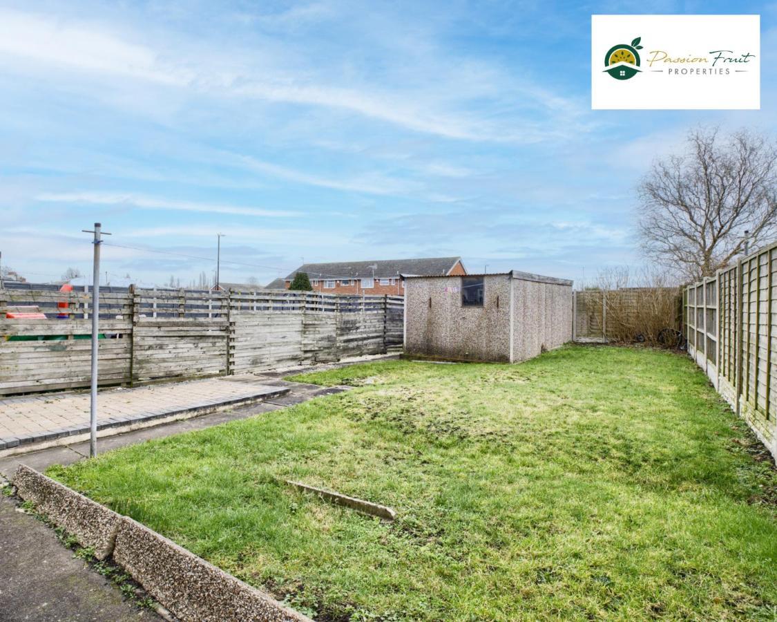 3 Bedroom House With 5 Beds House By Passionfruit Properties Near Coventry City Centre - Bcc المظهر الخارجي الصورة